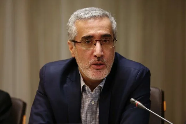 رئیس سازمان غذا و دارو: حل مشکلات حوزه دارو نیازمند پیشنهادهای اجرایی است
