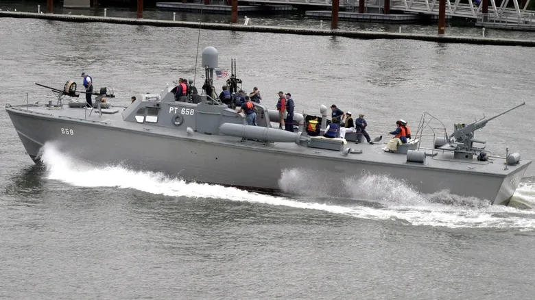 قایق گشتی اژدرافکن (PT Boat)