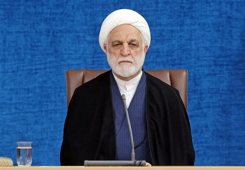 اژهای: کوتاه نمیآییم و تسلیم نمیشویم/ با چشم خود از بین رفتن آمریکا و اسراییل را خواهیم دید