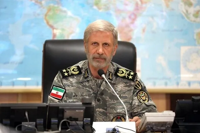 امیر حاتمی: تنگه هرمز در نظارت کامل ایران است/آماده هر نبردی هستیم