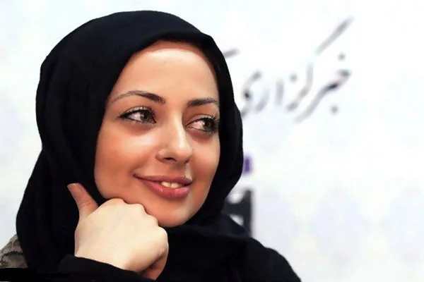 بازیگر خانم: به خاطر جدایی لب جوی ولیعصر نشستم و زار زار گریه میکردم! | ببینید
