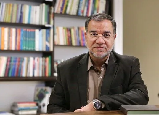 مهدی فضائلی: حجتالاسلام سید میثم خامنهای در سلامت کامل هستند/ دشمن میخواهد ناکامیهای خود را با شایعه جبران کند