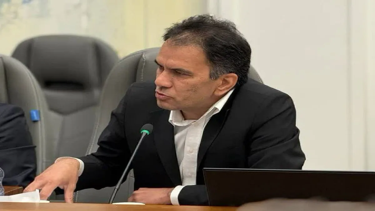 رشد ۶۰ درصدی تأسیس مراکز آموزش جوار کارگاهی در یزد؛ راهکاری هوشمندانه برای کاهش هزینههای صنایع