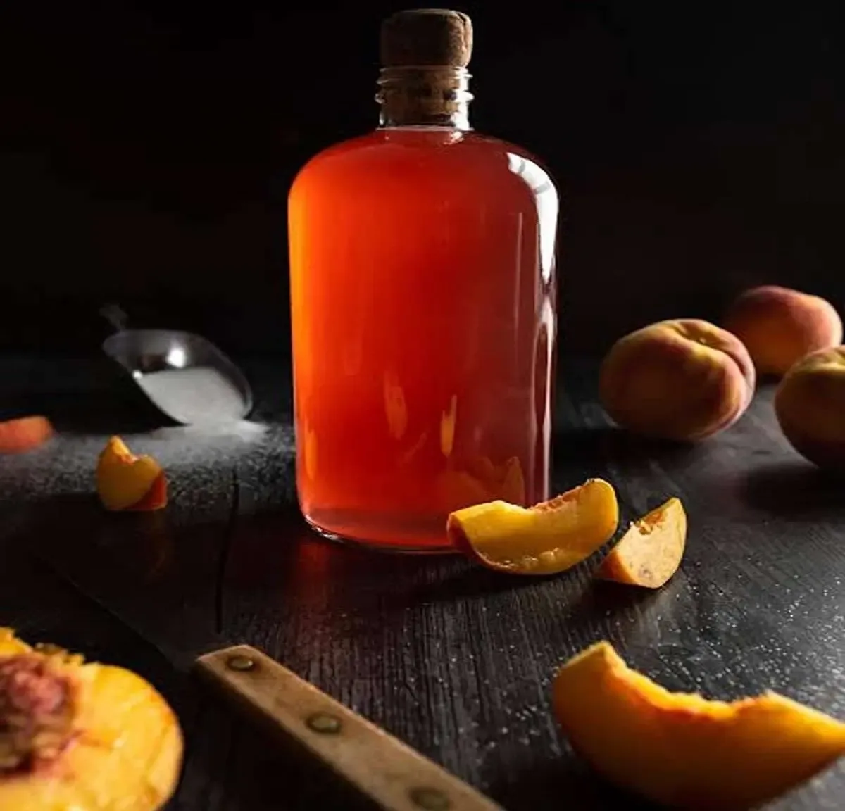 طرز تهیه شربت هلو خانگی؛ نوشیدنی خوشعطر تابستانی با رنگی جذاب و طعمی فراموشنشدنی!