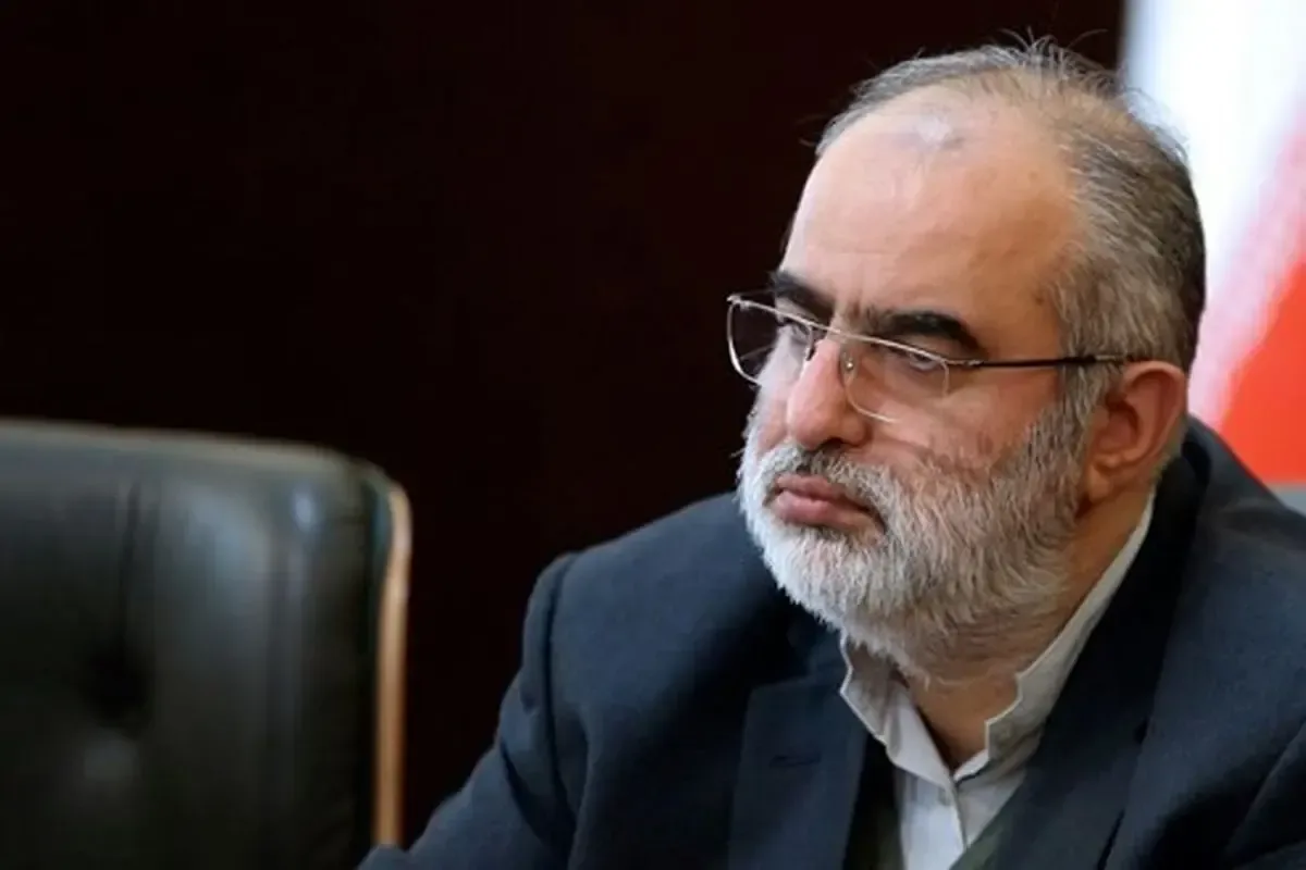 کنایه حسامالدین آشنا به صداوسیما: مجری و مهمان به یک اندازه فرصت سخن دارند!
