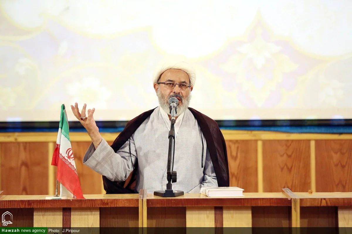 الزامات تربیت جامع طلبه تراز انقلاب / مقصد نهایی تربیت، پرورش «عالم ربانی مجاهد راهبر» است