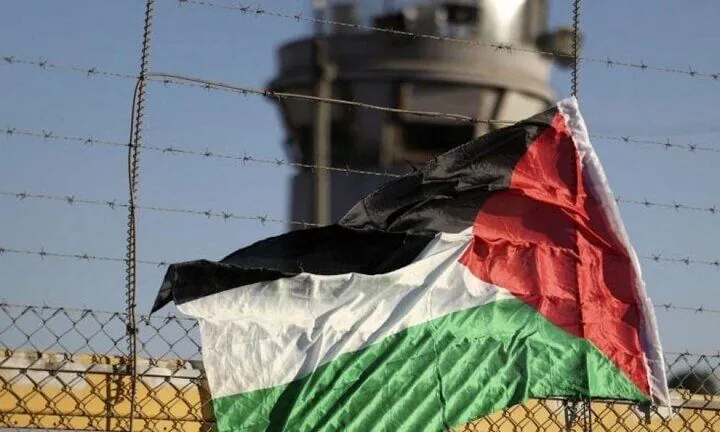 محمود عباس انتخابات فلسطین را به تعویق انداخت