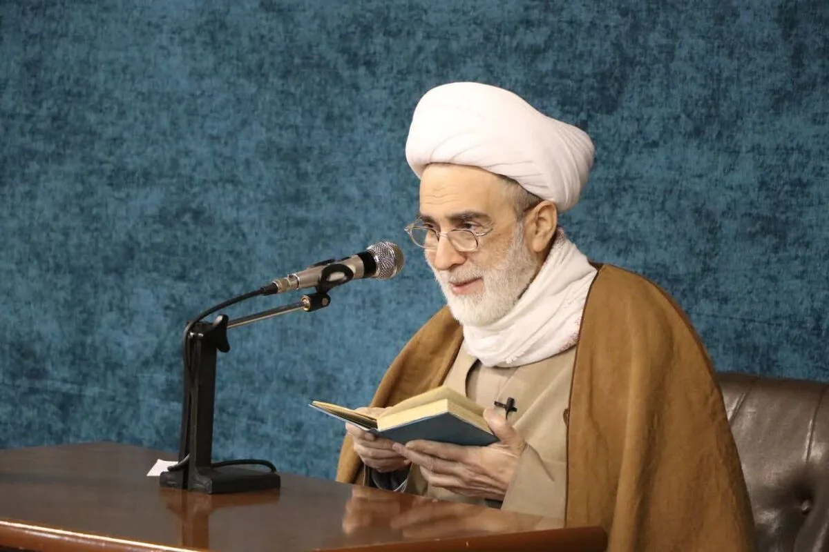 مدیر دغدغهمند و روحانی خستگی ناپذیر حجتالاسلام والمسلمین حاج شیخ محمدباقر سیبویه (قدّسسرّه)