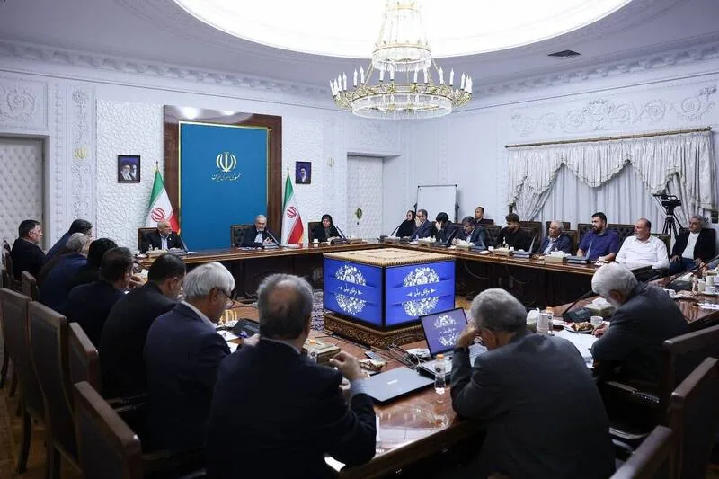 پزشکیان دستور پیگیری مشکلات ناوگان حملونقل را صادر کرد