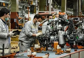 نامه نمایندگان کارگری به وزیر کار: شورای عالی کار فورا جلسه فوقالعاده ترمیم مزد را تشکیل دهد