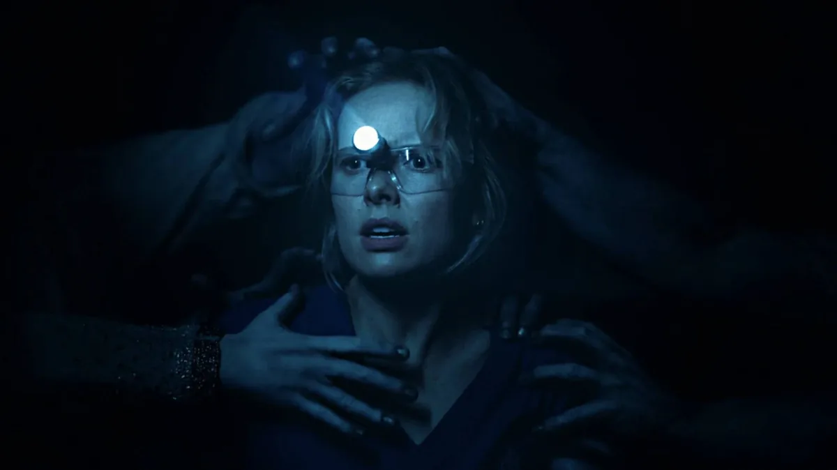 نقد فیلم Insidious out of the Further | قایم‌باشک با ارواح