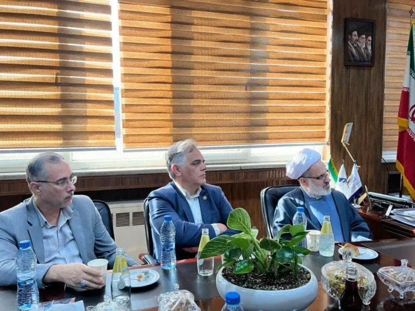 معاون قضایی دادستان کل کشور : پرستاران نگهبانان خط مقدم سلامت و همسنگران احیای حقوق عامهاند