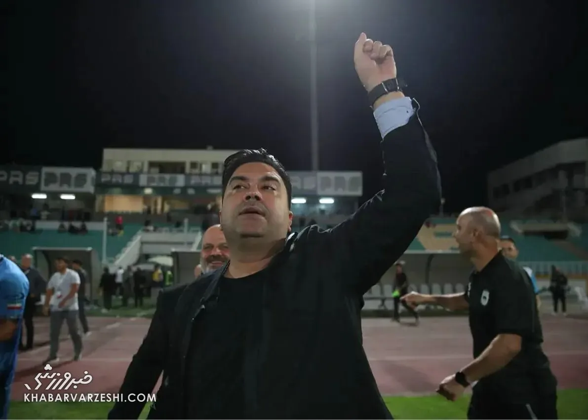 اگر یاسر آسانی این پنالتی را زده بود، گل استقلال مردود میشد؟/ رختکن چادرملو ماتمسراست!