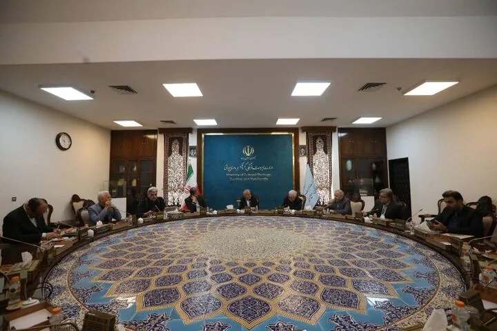 تاکید بر حفاظت اضطراری و احیای میراث صنعتی اصفهان/گذرگاه صنایعدستی در قلب تهران