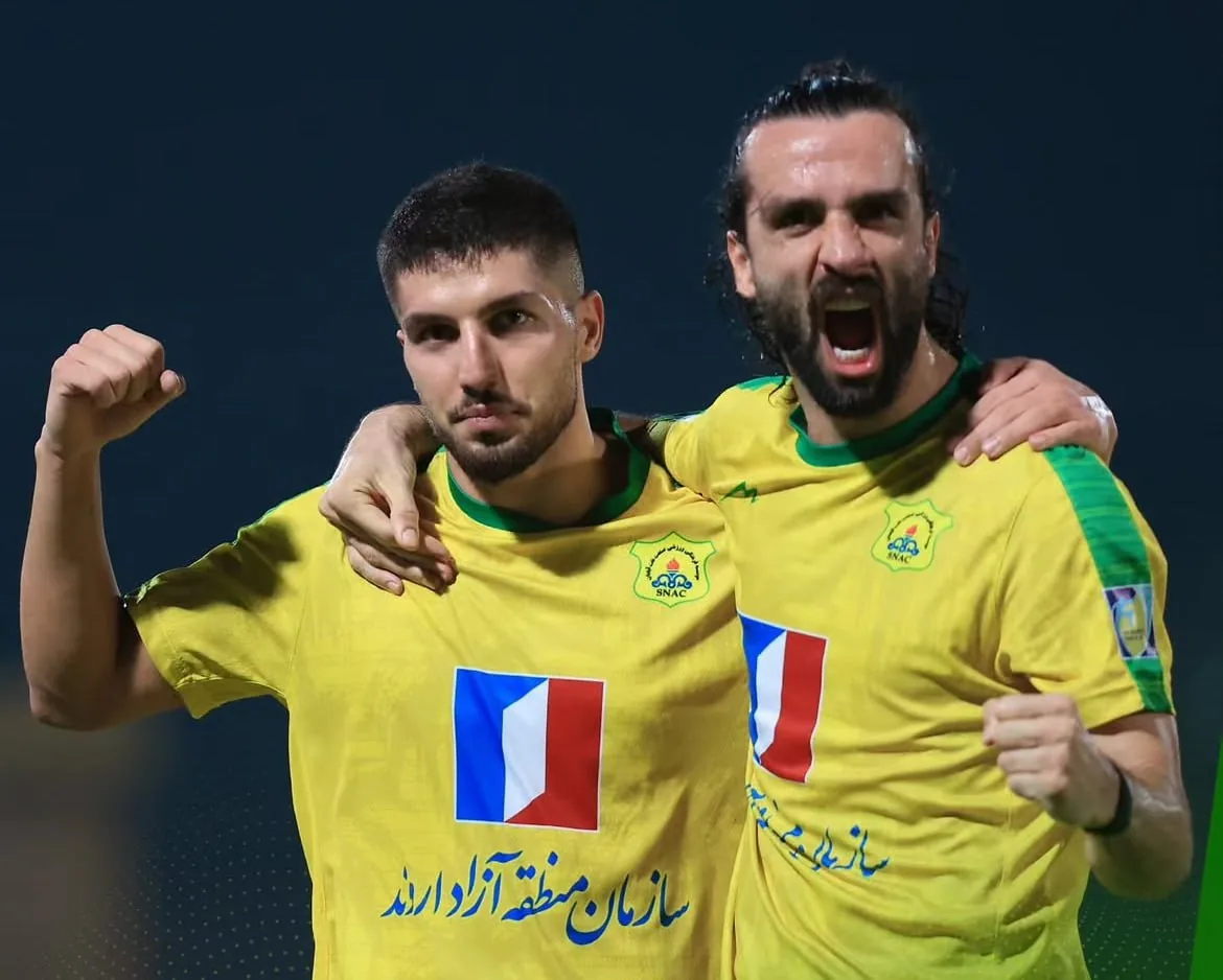 ترکیب منتخب هفته نهم لیگ برتر فوتبال در قرق استقلال و پرسپولیس