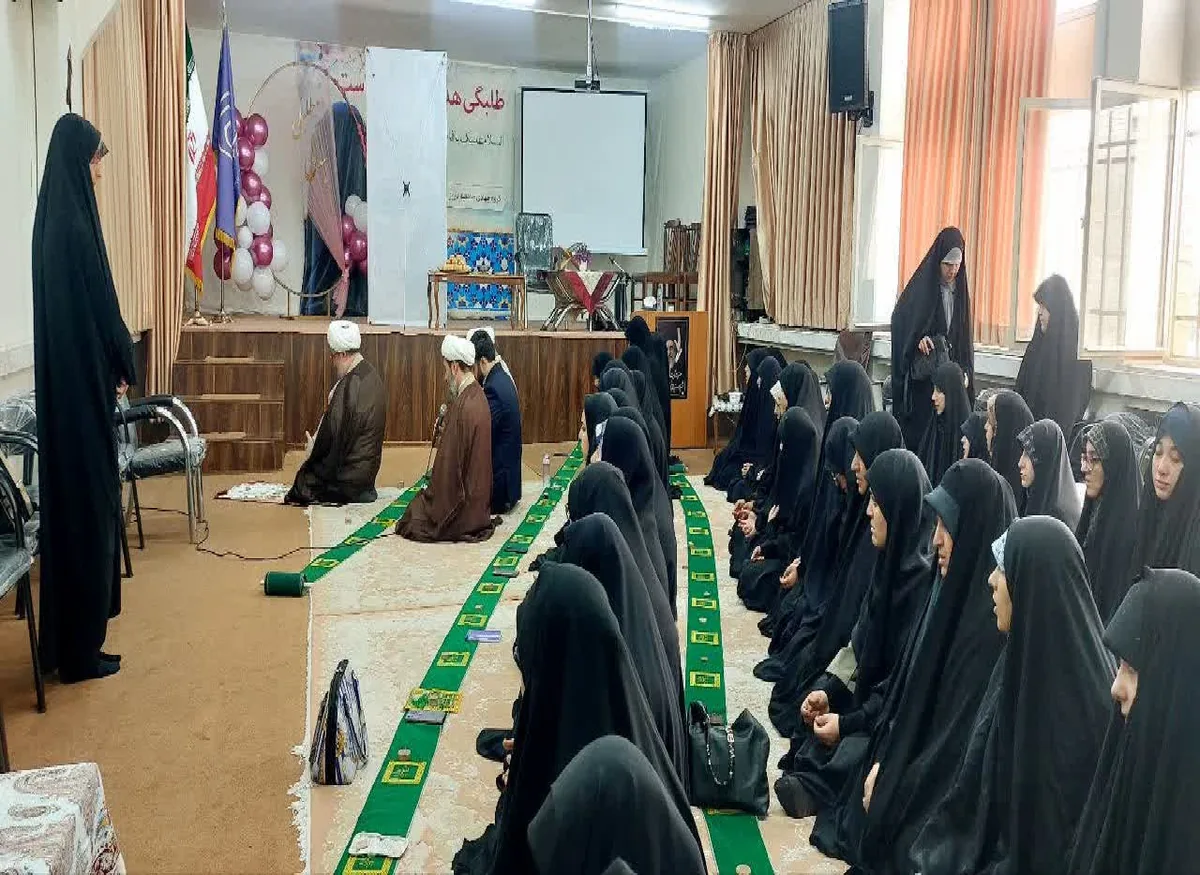 برگزاری مراسم افتتاحیه سال تحصیلی جدید حوزه‌های علمیه خواهران در تبریز