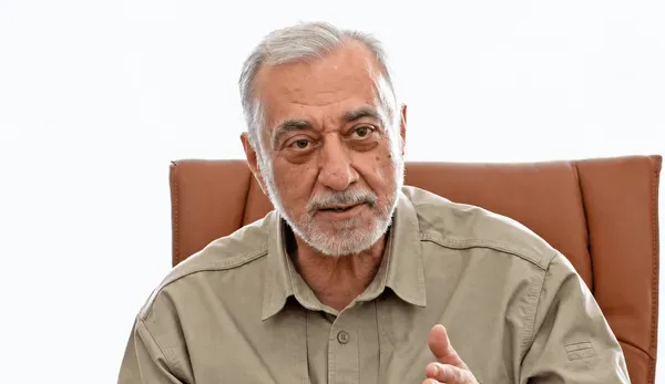 وزیر دفاع: تولید موشک و پهپاد باید شتاب بگیرد