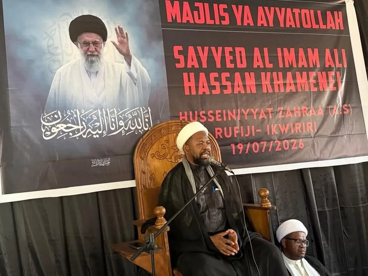 رهبر جامعه شیعیان تانزانیا : پنج درسی که تشییع رهبر شهید ایران به دنیا داد