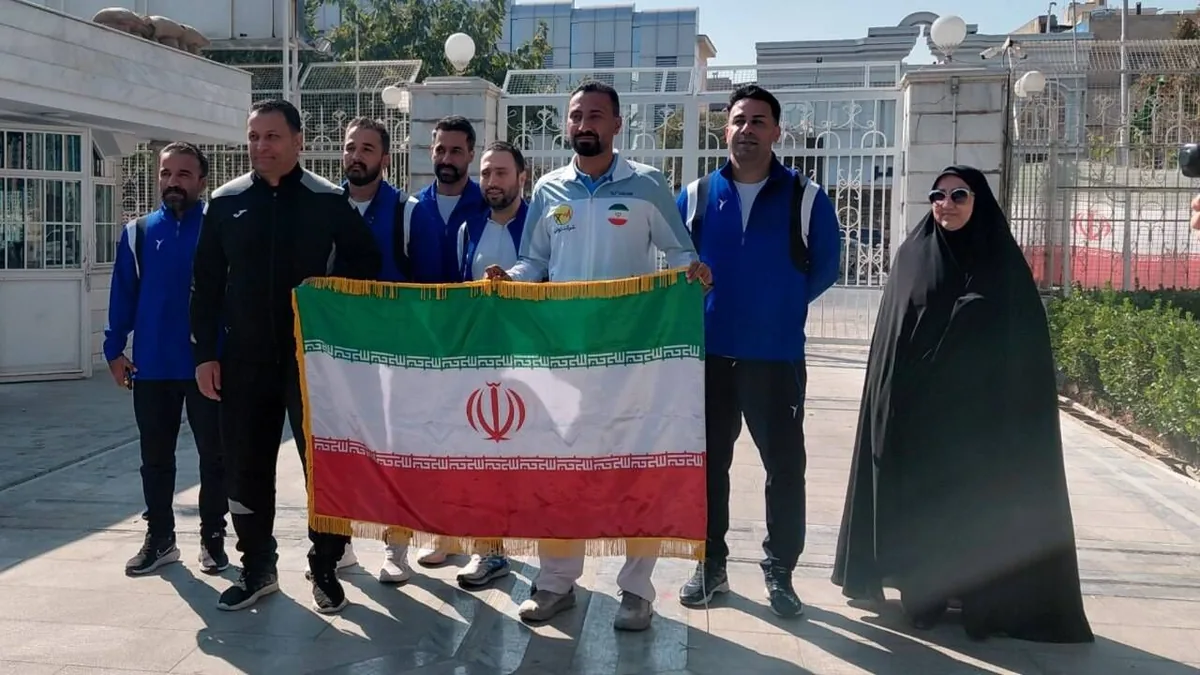 سفیر پویش ملی «قرار همدلی» با پیام مصرف بهینه برق به مشهد رسید