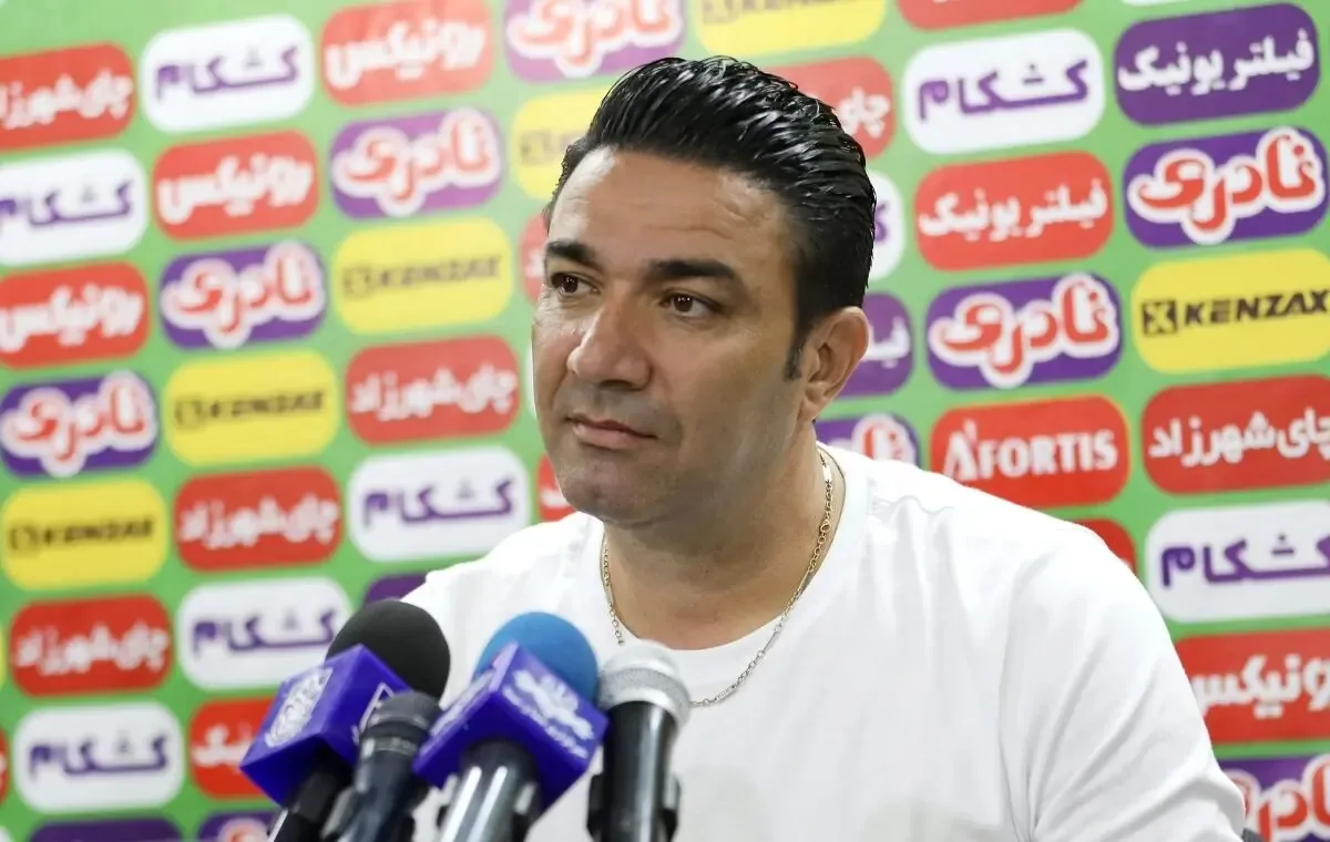 نکونام بعد از بازی با استقلال: باید با دو گل به رختکن میرفتیم