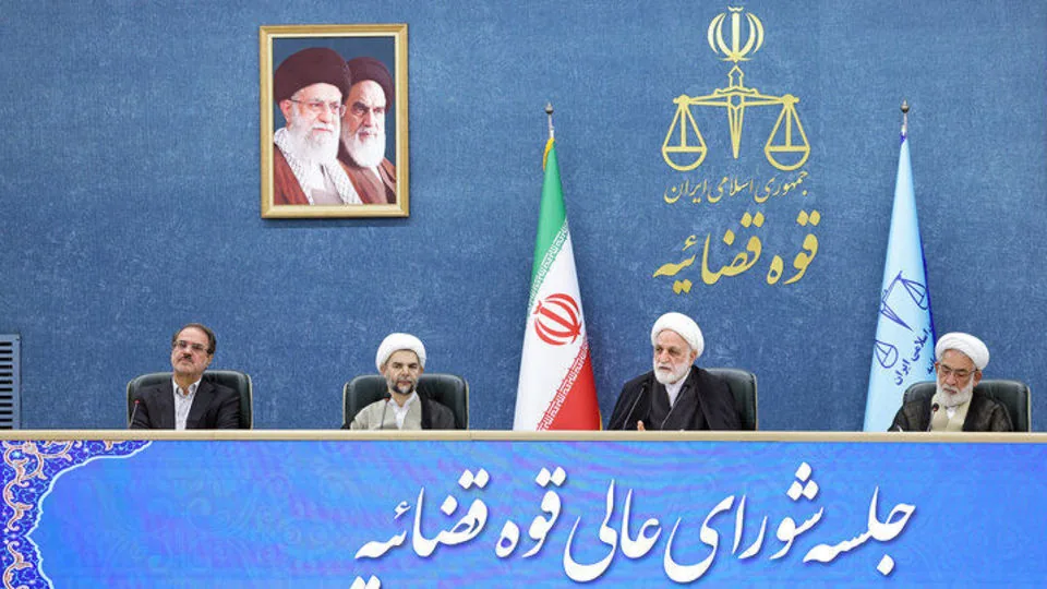 اژهای: نباید کسانی که صرفا نگاه و نظر متفاوت دارند را از دایرهی خودیها بیرون بدانیم