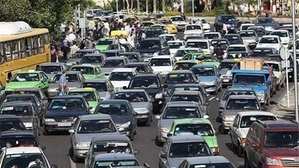 ترافیک نیمهسنگین در آزادراههای منتهی به تهران/ بارش باران در ۵ استان کشور