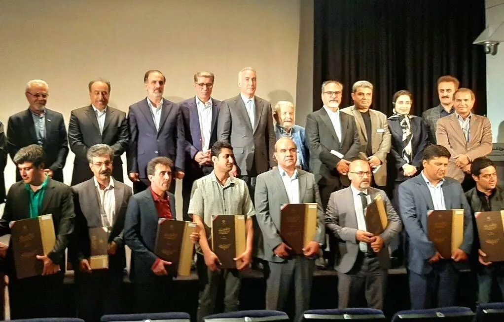 خوشنویسی از جلوه های درخشان هویت فرهنگی و تمدنی ایران است
