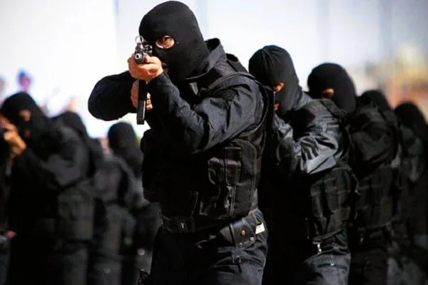 گروگان در کنارک با تلاش پلیس و ریشسفیدان آزاد شد