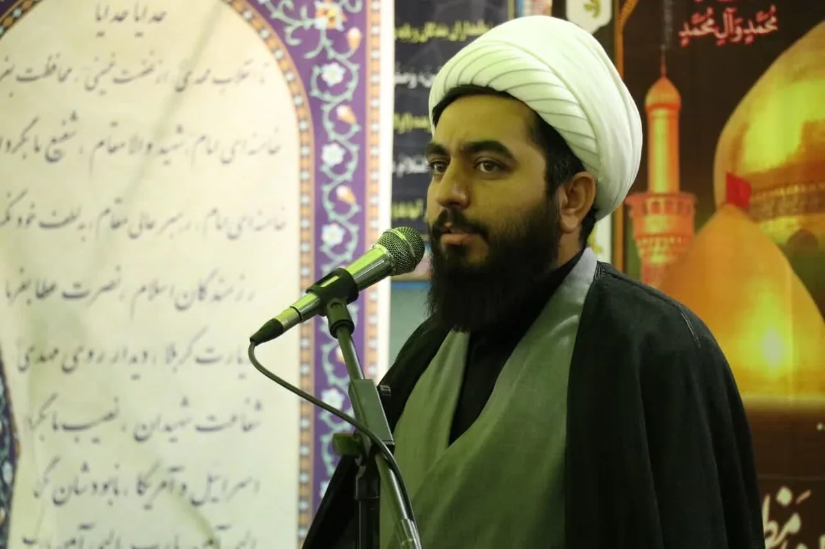 شهابی: ملت مبعوث میراث دار فاطمیه است و ترس دیگران را رفع میکند