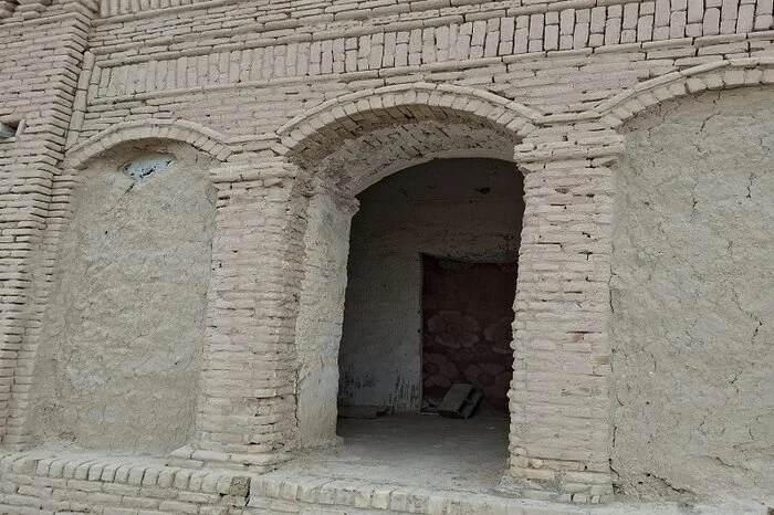 عمارت تاریخی «بَزی خالصی» نیمروز؛ بازتاب دانش بومی در مهار اقلیم