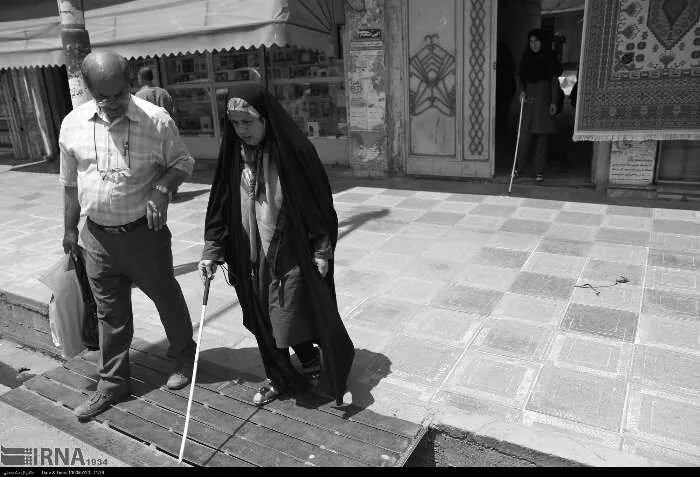 نه ترحم نه وعده؛ مطالبات یک روشندل کرمانی از مناسبسازی تا اشتغال