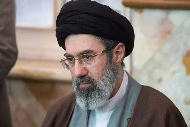 دستورات راهبردی رهبر انقلاب در دیدار فرماندهان ارشد نیروهای مسلح منتشر میشود
