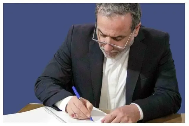 واکنش عراقچی به پنهانکاری سنتکام: نمیتوانید مردم را برای همیشه فریب دهید