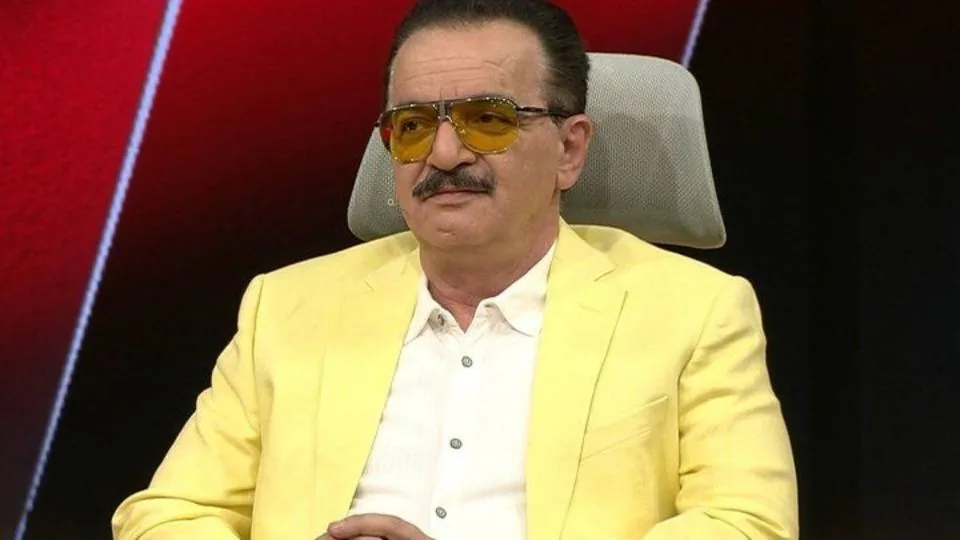 زنوزی: هواداران تراکتور مراقب وحدت ملی و اخلاق در ورزشگاه باشند