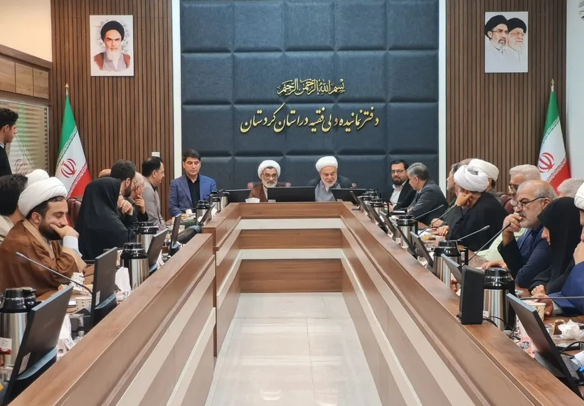 راهاندازی بنیاد زبان و ادبیات کُردی از مطالبات فرهنگی کردستان است