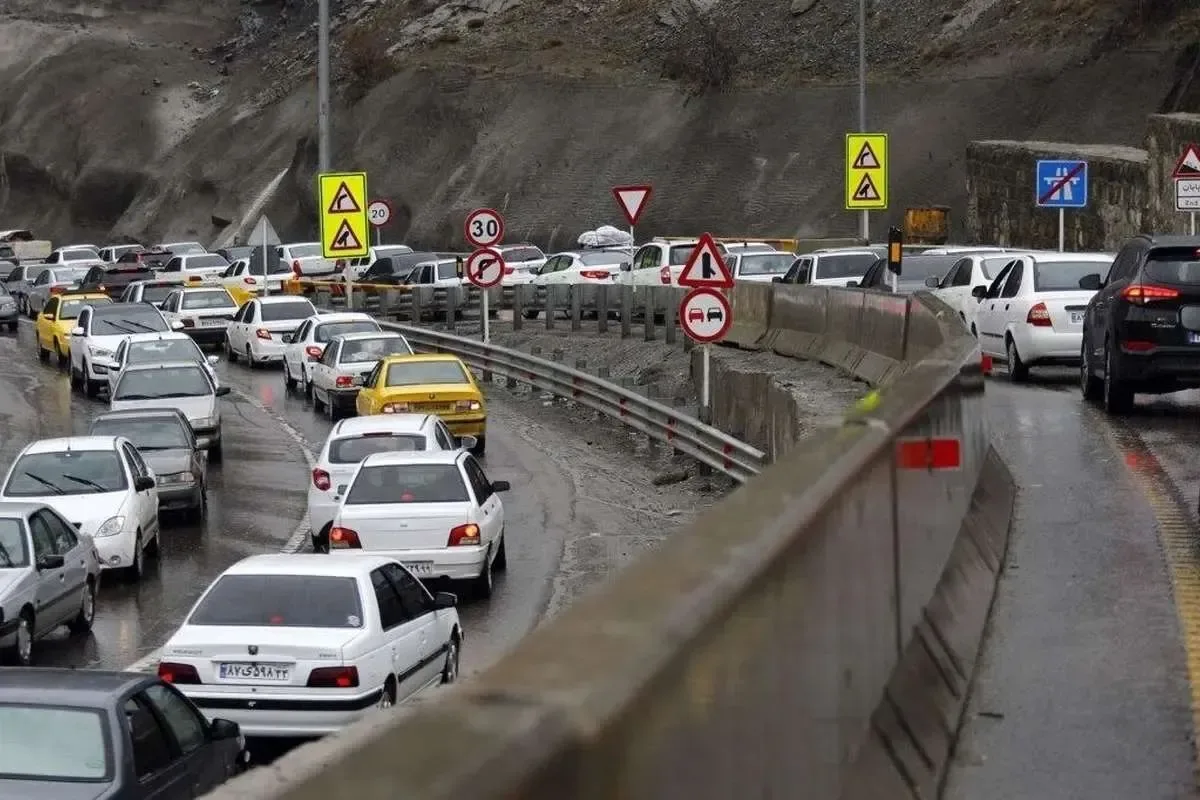 ترافیک نیمهسنگین در آزادراههای منتهی به تهران/ بارش باران در ۵ استان کشور