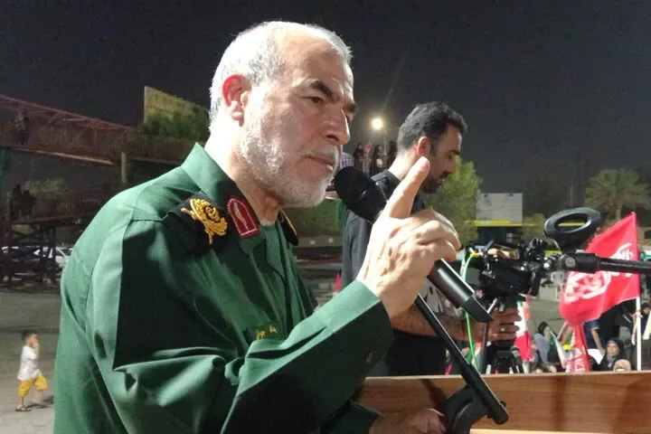 سردار جوانی، معاون سیاسی سپاه: اگر دشمنان به زیرساختهای ما آسیب بزنند، کابلهای اینترنتی در تنگه هرمز را به راحتی از بین خواهیم برد/ پایگاههای آمریکاییها در منطقه نابود شده؛ پایگاههای آنها در دوردستها نیز میتوانند نابود شوند