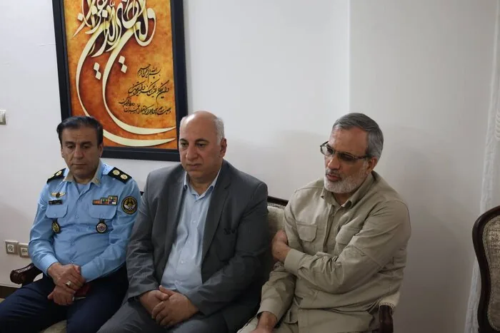 دیدار مدیرعامل ایرنا با خانواده عقاب تیزپرواز ارتش ایران؛ بزرگ‌منشی شهید کاظمی زبانزد بود