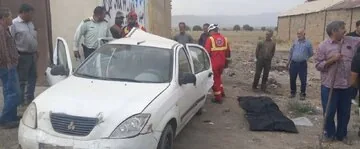 واژگونی مرگبار خودروی تیبا در جاده فراهان/ یک نفر جان باخت