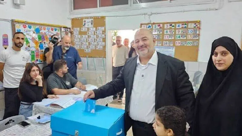 رئیس فهرست عربی متحد: نتانیاهو و راستگرایان را روانه اپوزیسیون خواهیم کرد