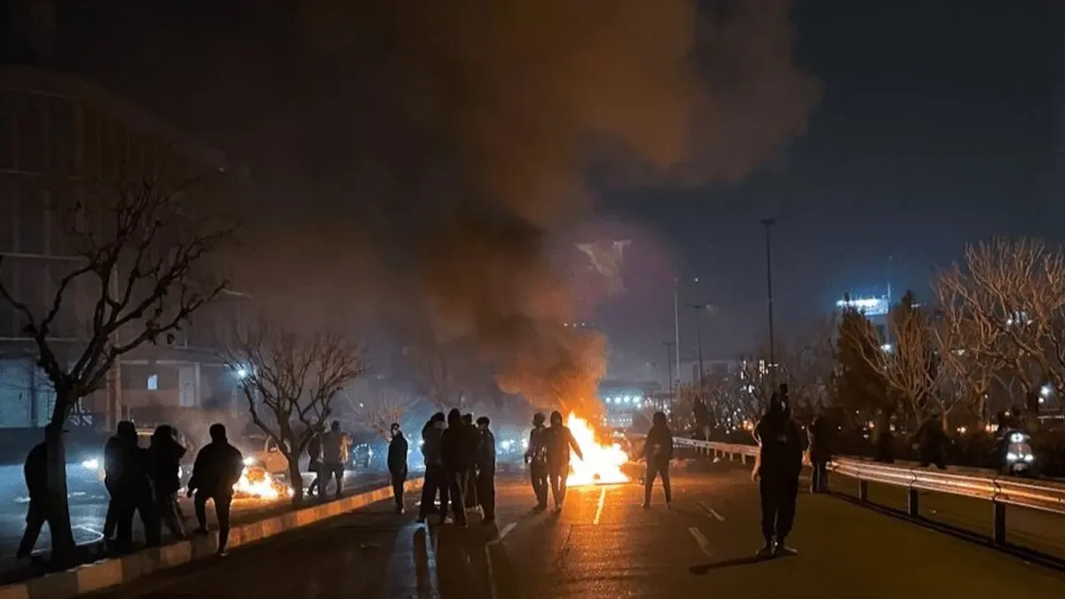 ماجرای جنایت دردناک میدان علیخانی اصفهان در کودتای دی ماه +فیلم