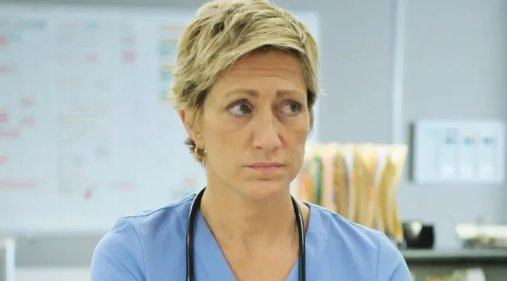 سریال پزشکی پرستار جکی (Nurse Jackie)