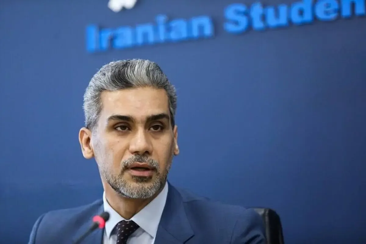 سفیر عراق: بغداد در حد فاصل تهران، دمشق و بیروت برای پر کردن شکافها تلاش میکند