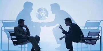 حمله سایت جبهه پایداری به وزارت خارجه: با پیگیری مذاکره باعث شدید جنگ طول بکشد! / تجربه جنگ رمضان نشان داد که صلحطلبی بدون اعمال قدرت و زبان زور، صلح نمیآورد