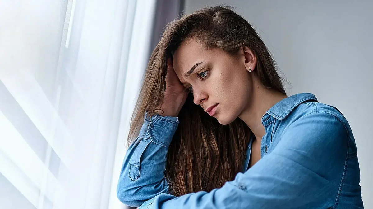 تروما همیشه با یک حادثه بزرگ شروع نمیشود؛ زخمهایی که دیده نمیشوند