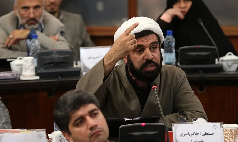وزیر پیشنهادی دفاع چه برنامهای برای صادرات سلاح دارد؟
