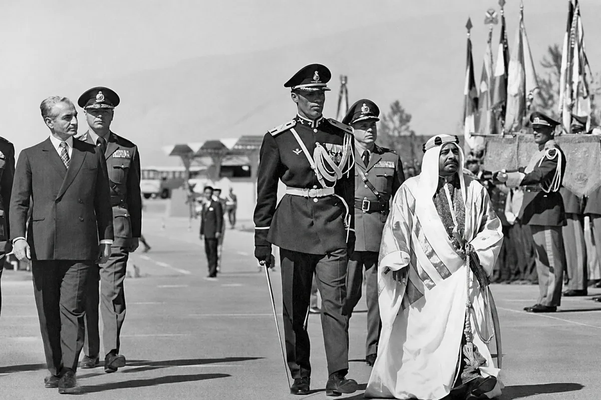 چرا بحرین از ایران جدا شد؟ ماجرای استان چهاردهم و تصمیم جنجالی حکومت پهلوی