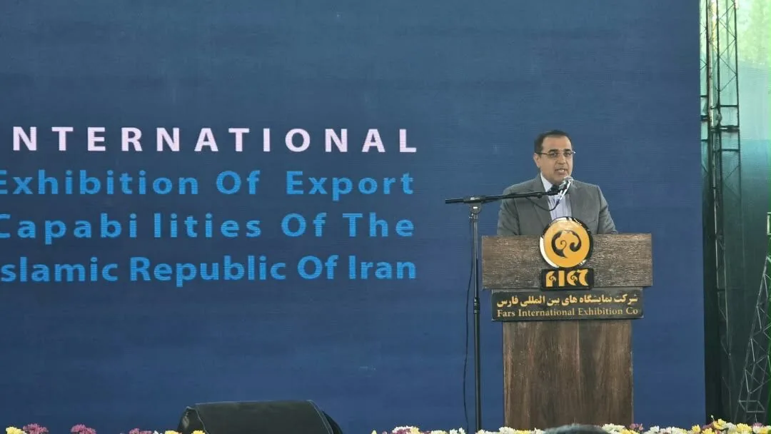 معاون استاندار فارس: فرصتهای سرمایهگذاری باید براساس مزیتهای اقتصادی تدوین شود