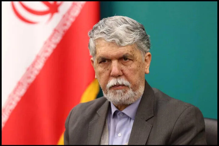 وزیر فرهنگ: انضباط و اقتدار زبان فارسی با چالش مواجه شده است