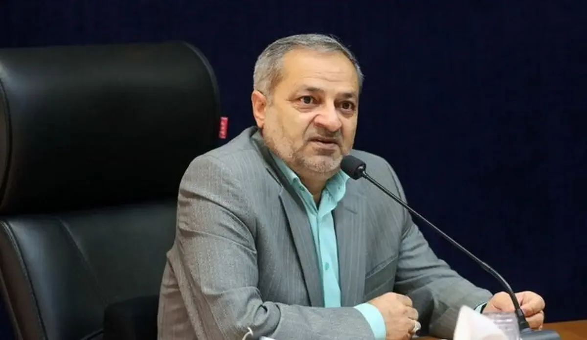 واکنش وزیر آموزش و پرورش به فروش آزاد کتاب های درسی در میدان انقلاب